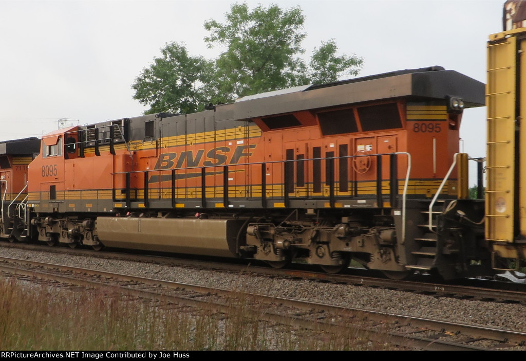 BNSF 8095